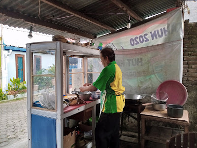Warung Mendoan Pak Bandi