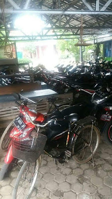 Warung Mie Ayam Bakso Pak Rohidin
