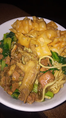 WARUNG MIE AYAM DEK KIYUT