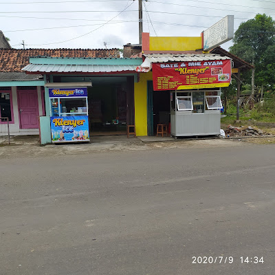 Warung mie ayam " KLENYER"