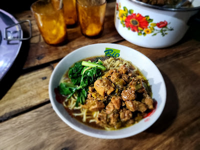 Warung Mie Ayam Pak Harto