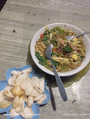 Warung mie Goreng LL lorlamp Sampang