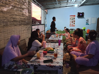 Warung NaFaZa