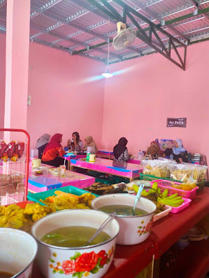 Warung Nasi Mba TRI