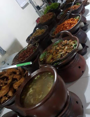 Warung Nasi Pinggir Kali