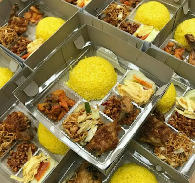 Warung Nasi Sederhana Menggugah Selera (Bu Rokhimah)