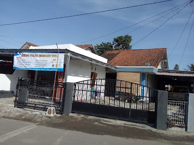 Warung Nasi Uduk “Bu Parti”