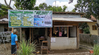 Warung Ndeso Bu Tuti WiFi Cafe