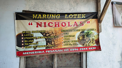 Warung Nicholas