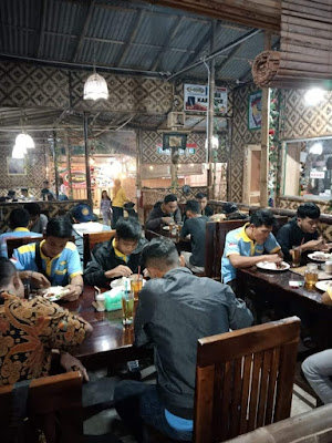 Warung O'ang & Mulia Kitchen