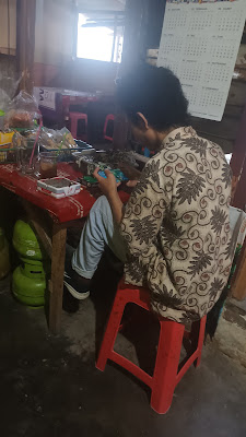 Warung Opoonone