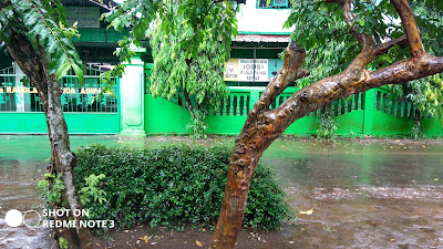 Warung Pak Tomo (Depan MTs RH)