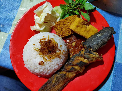 Warung Pecel Lele Balap
