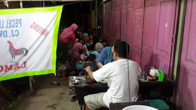 Warung Pecel Lele CJDW PODO MORO LAMONGAN