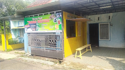 Warung pojok Mama Nasywa
