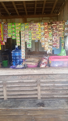 Warung pojok pinggir kali