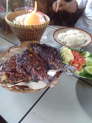 Warung Pondok Bambu