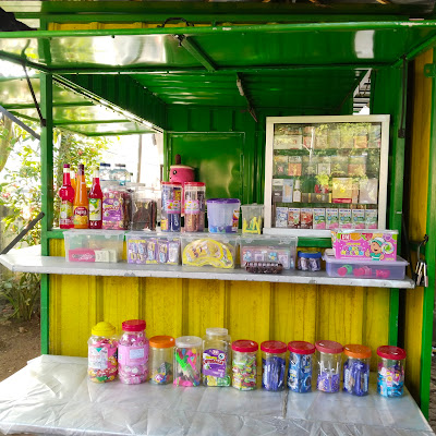 Warung Qory Maniz