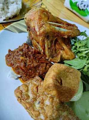 Warung Rica-rica Pak Samsudin