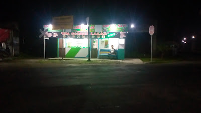 Warung Sambel lalap Bu Yeni ¶sop iga sapi pasundan