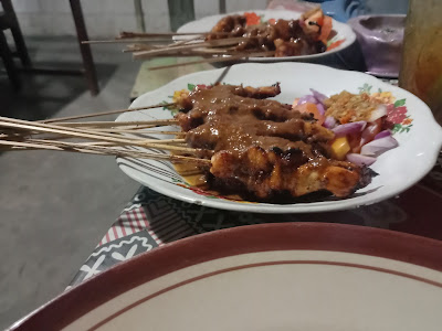Warung Sate Brug Wesi