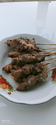 Warung sate dan gule kambing rozak ketanggung
