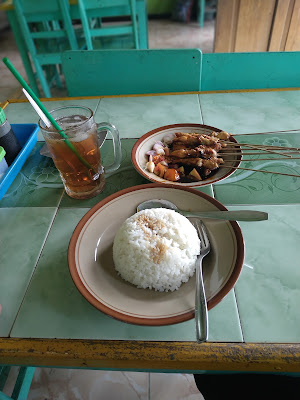 Warung Sate, Gule, & Tongseng ”Jaya Mandiri” Mas Erwanto