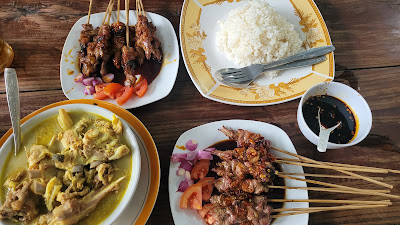Warung Sate Khas Tegal "Domba Rasa"
