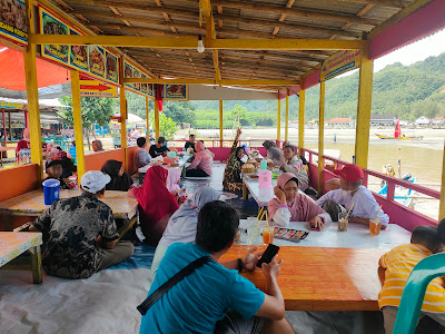 Warung Seafood Watini5758