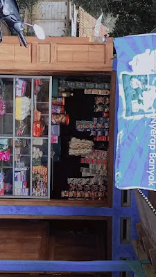 warung sembako ibu tarisem