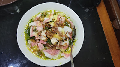 Warung Soto dan Rujak Kuliner khas "MAMI"