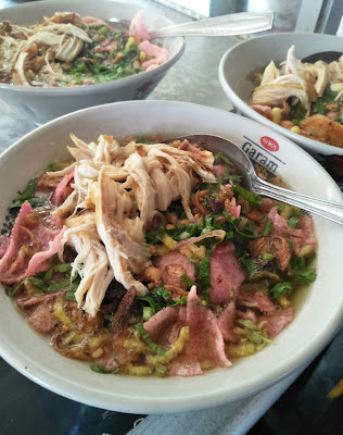 Warung Soto & Kupat Tahu Bu Fitri