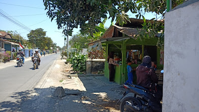 Warung Soto Shop Yu Tum Jln. Betet