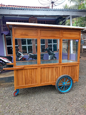 Warung Sri Utami (Bu Nining)