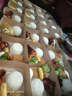 Warung sroto mama arza cipecang