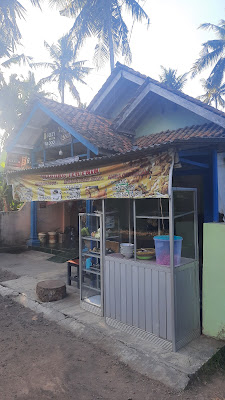 Warung Teh Enin (soto, lotek)