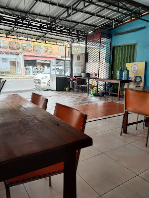 Warung Tiga Dara