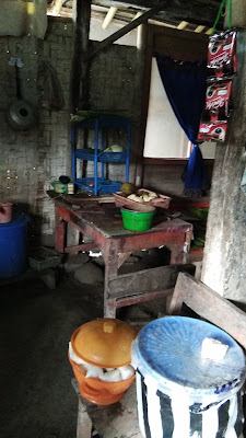 Warung Yu Casem