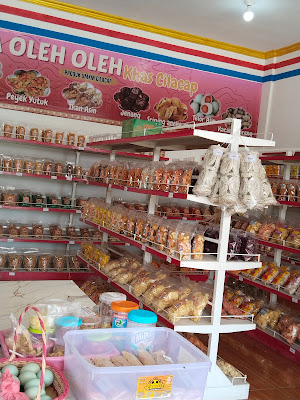 WAWA SNACK (Oleh Oleh Khas Cilacap)
