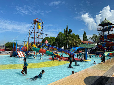 Wisata Kolam Renang Sari Rasa