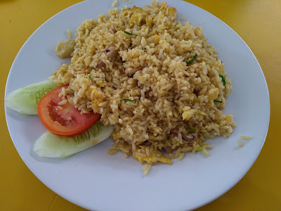 Wisata Kuliner Mega Laut Cafe & Food Court