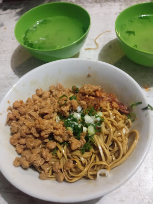 Yamien Ajong / Mie Ayam Ajong