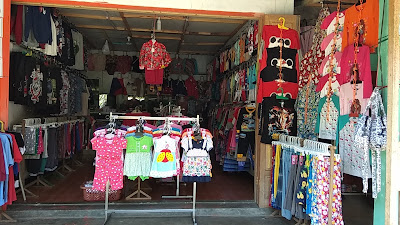 Yayas Collection