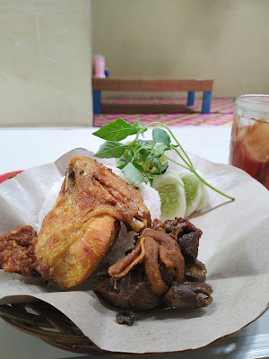 Yu Wagi Bakmie Nyemek