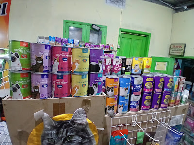 Yuri Petshop Genteng
