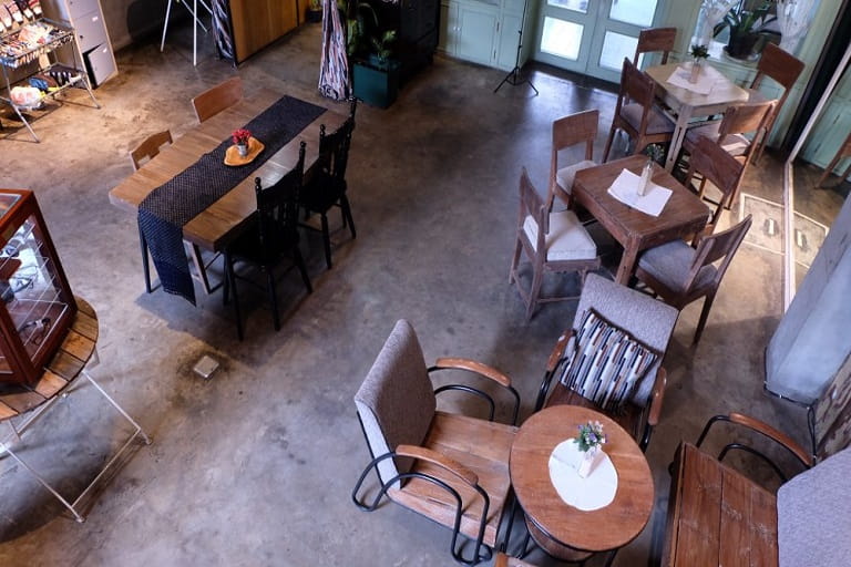 Warung Kopi di Jalan Ir Juanda: Saingan Rival Saat Citimall Datang